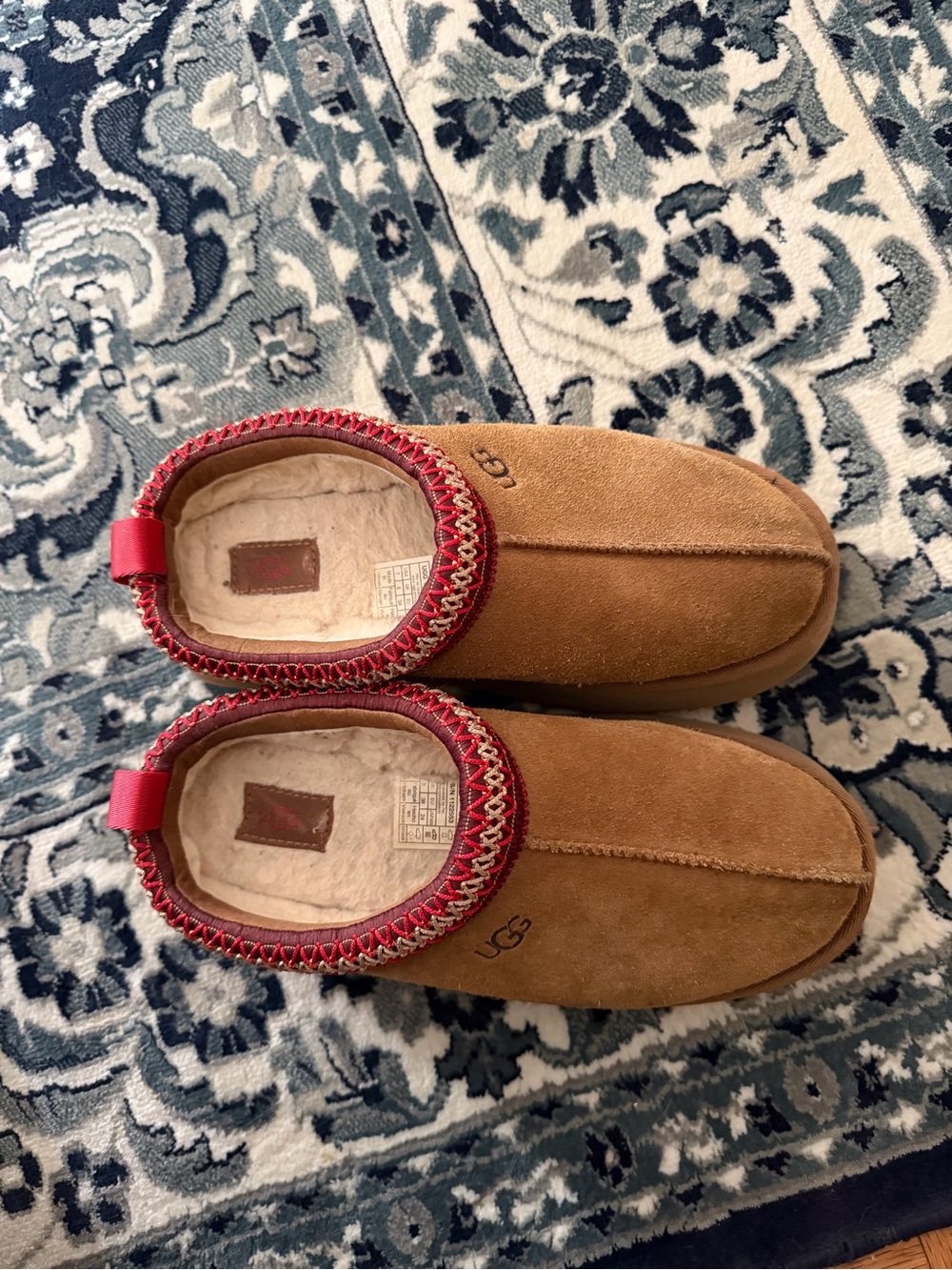 UGG Tasman Chestnut platform slippers